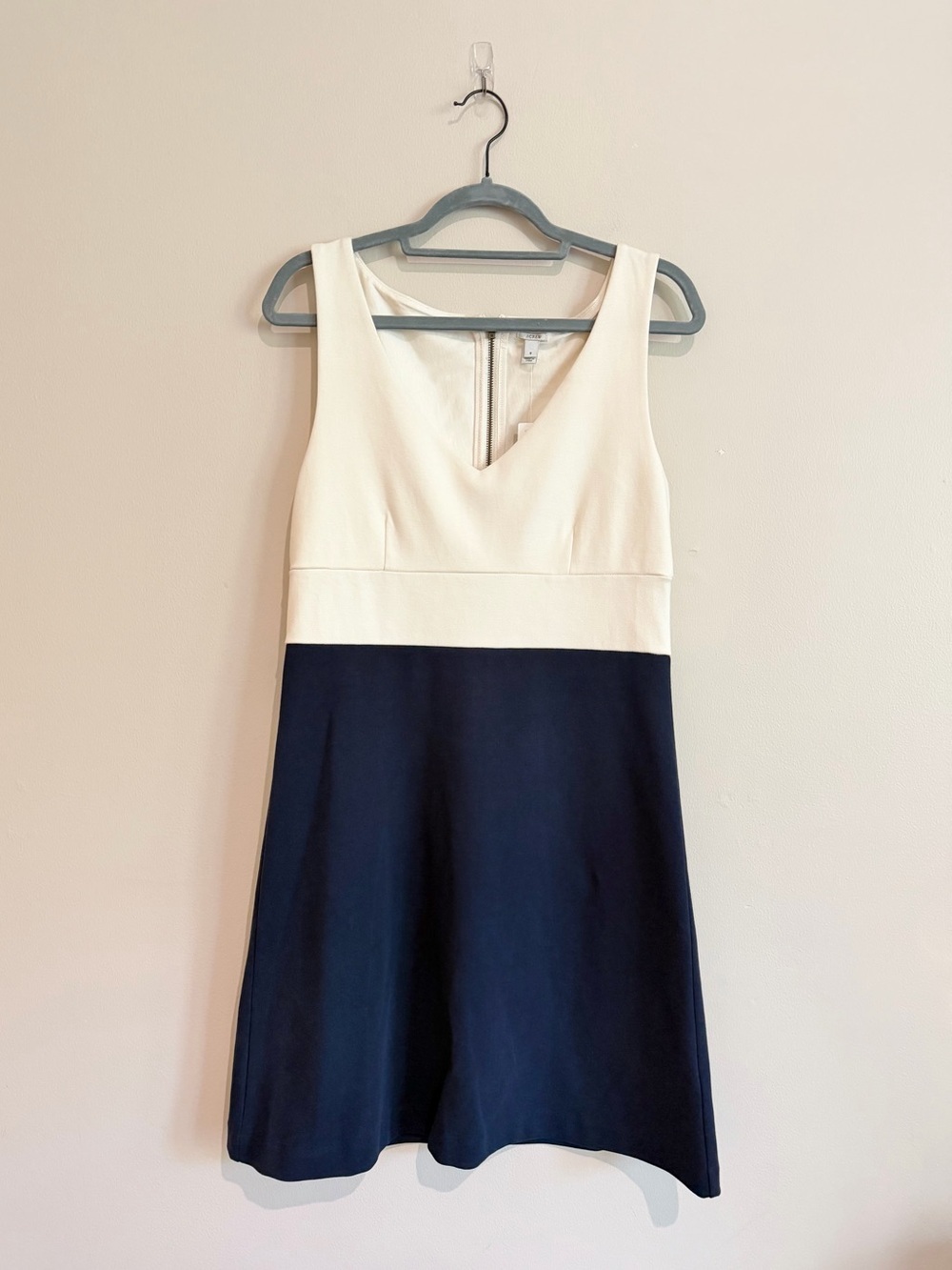 NWT J. Crew Cream and Navy Blue Colorblock Ponte Dress Summer Work Size 8